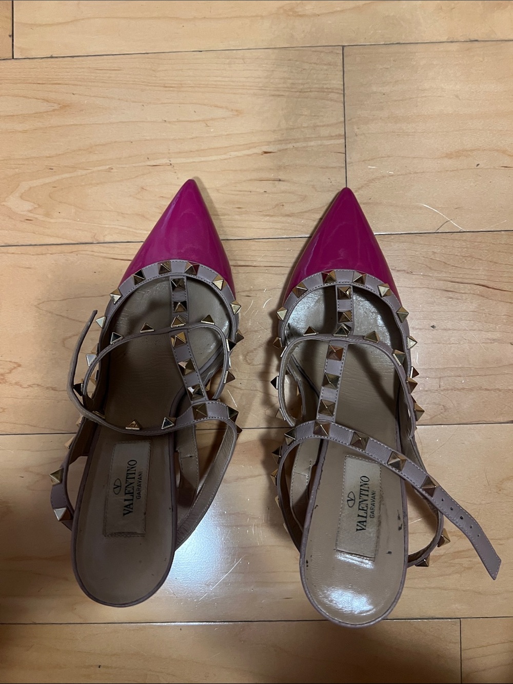 Valentino Pink Patent Leather Rockstud Pointed Toe Slingback Flats
